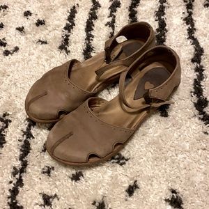 DANSKO ~ Leather Mary Jane Clogs